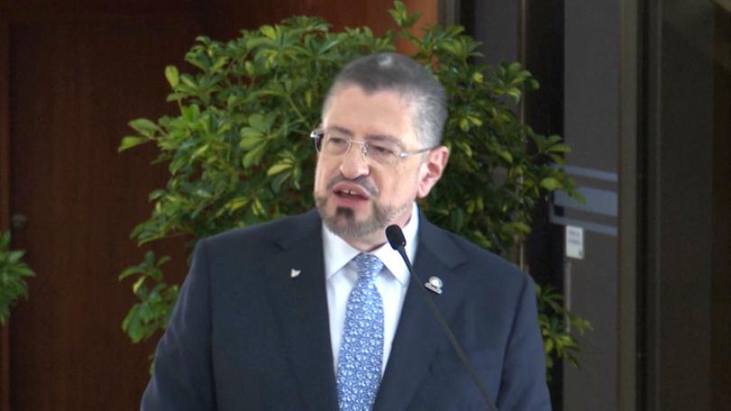 Costa Rican President Chavez Faces Corruption Charges, Parliament May Revoke His Criminal Immunity