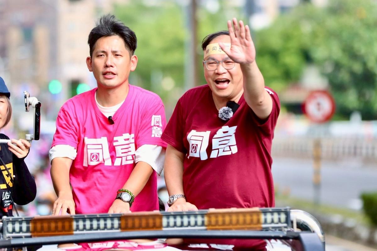 Wang Yichuan Leads Thousands of Motorcycles in Street Parade to Support Recall Movement