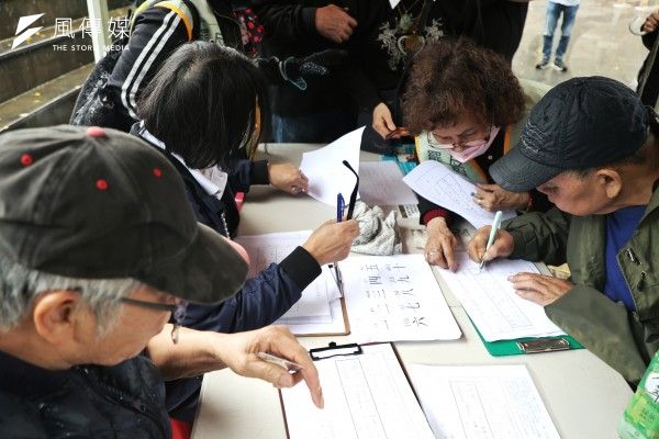 檢調突襲花蓮縣政府 國民黨指控：是否為二階罷免製造假象？