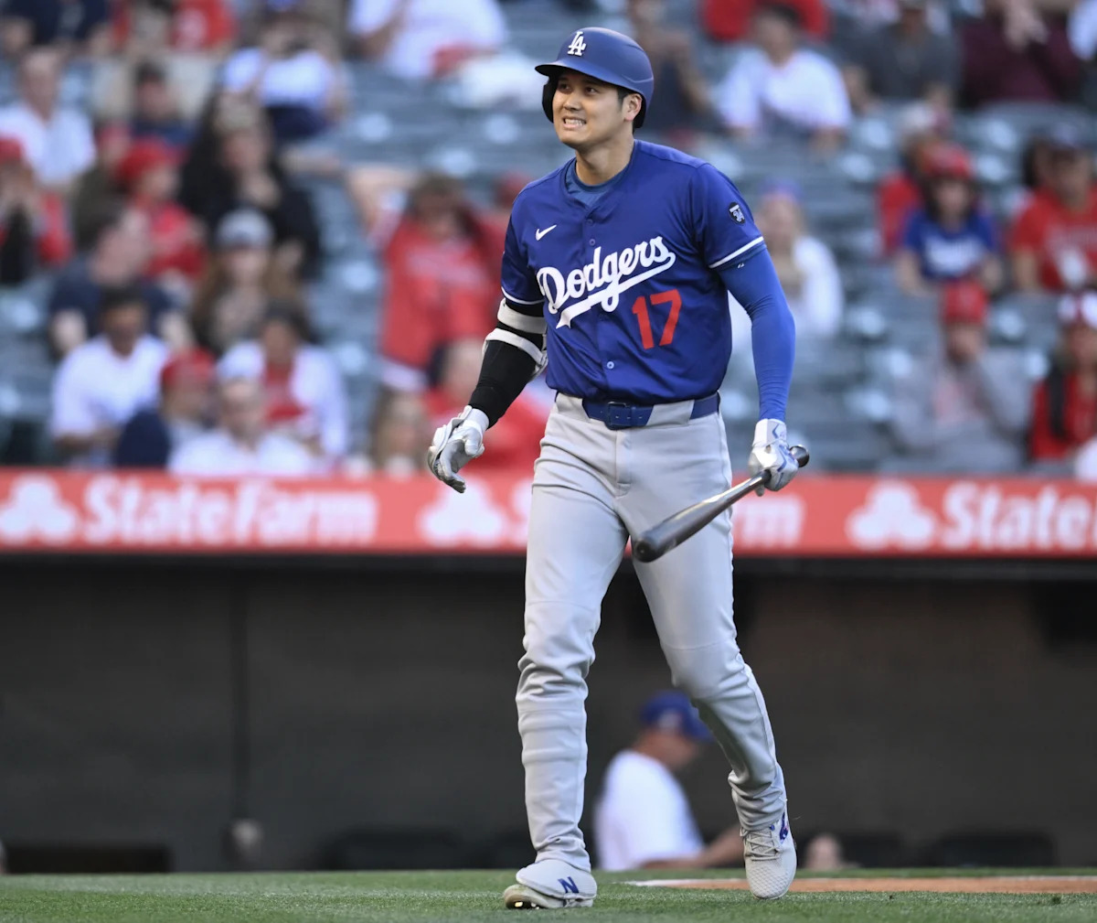 改寫標題：MLB》大谷翔平最新數據揭曉！預測2025年球季再見二刀流！為何稱他為高中生？年薪又是多少？